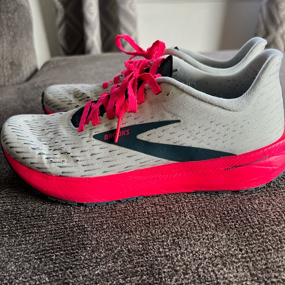 Brooks Hyperion tempo